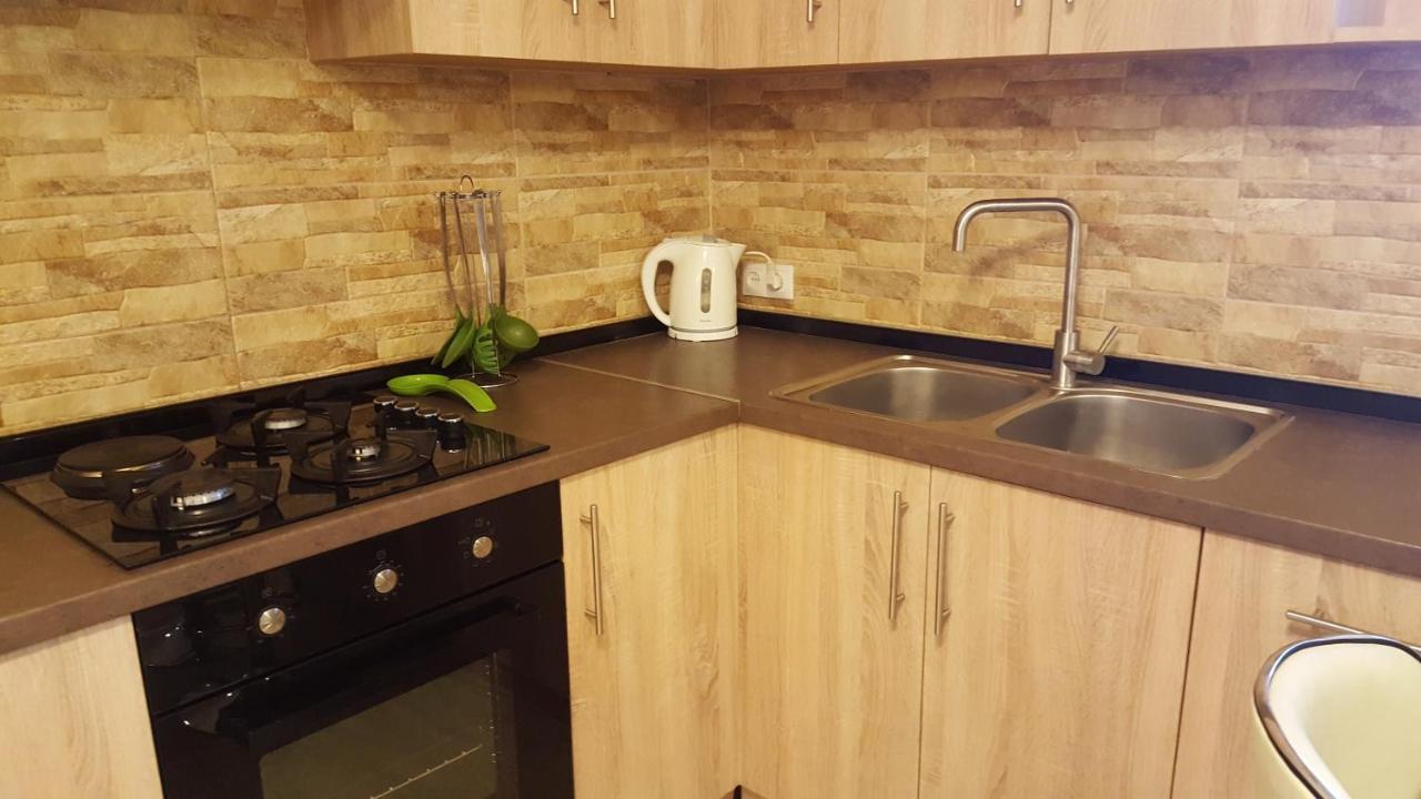 Apartment Rustaveli 1 Tbilisi Buitenkant foto